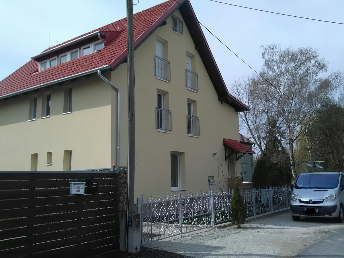 Active Vendeghaz Keszthely Hotel Bagian luar foto