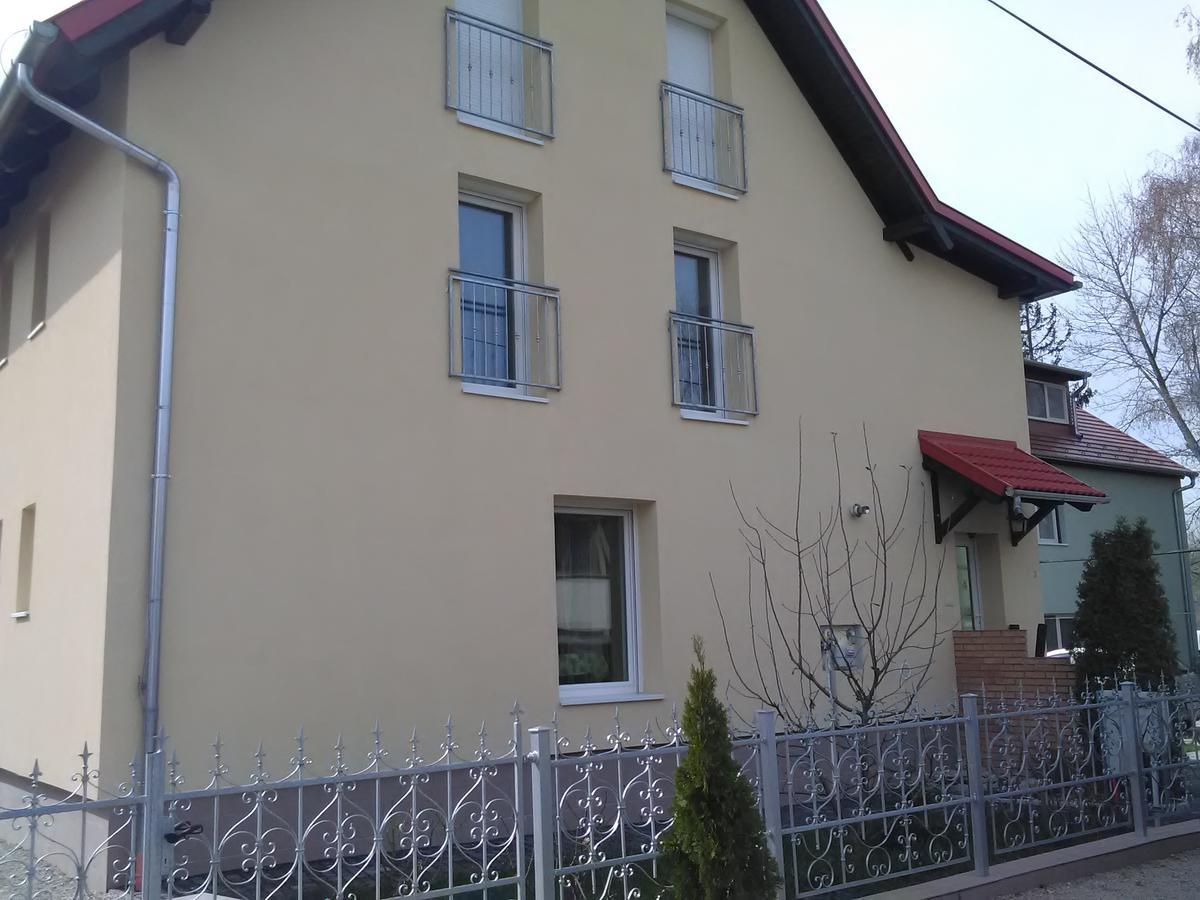 Active Vendeghaz Keszthely Hotel Bagian luar foto