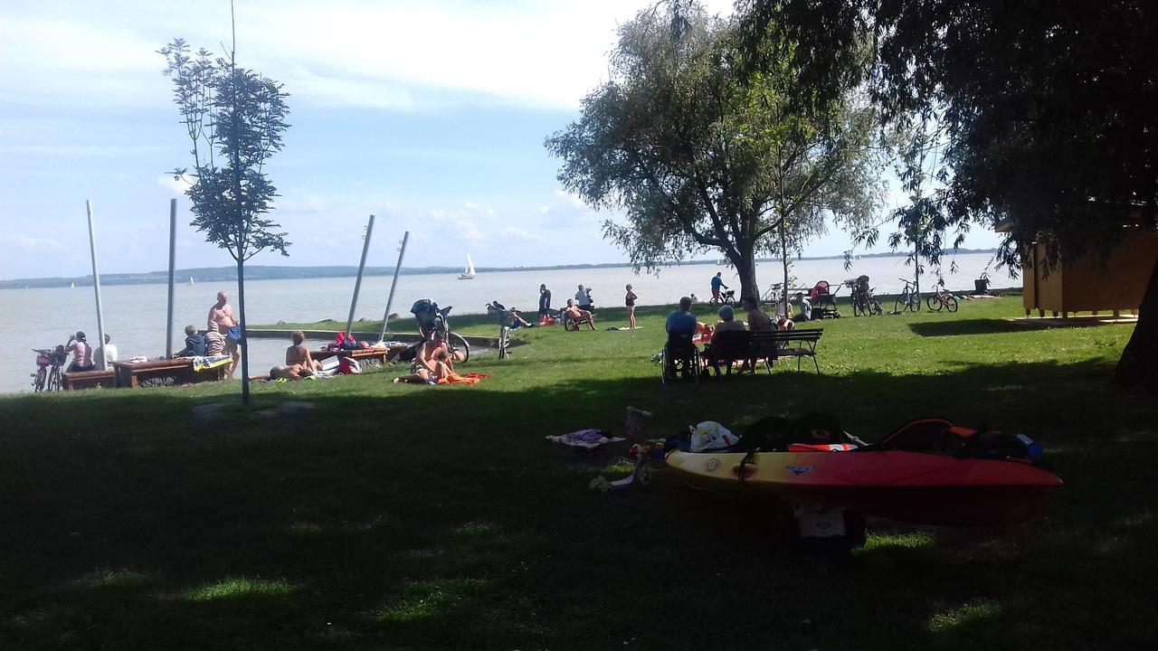 Active Vendeghaz Keszthely Hotel Bagian luar foto